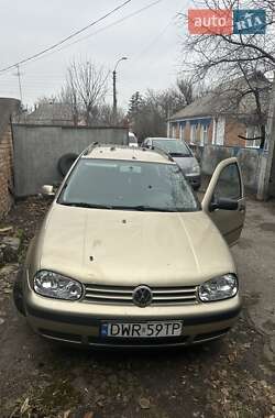 Універсал Volkswagen Golf 2000 в Миронівці