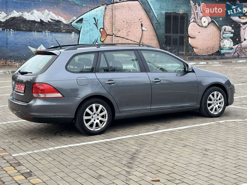 Универсал Volkswagen Golf 2008 в 