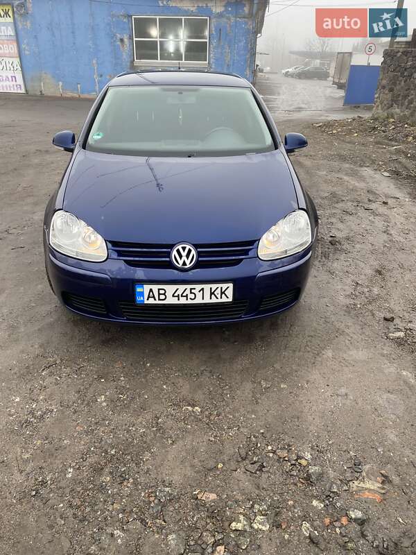 Хетчбек Volkswagen Golf 2005 в Жмеринці