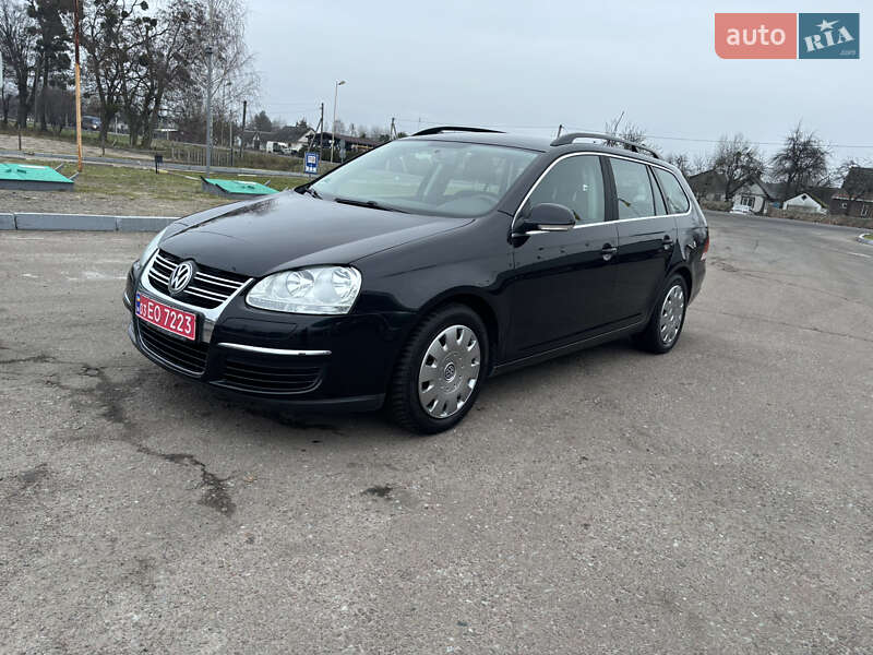 Універсал Volkswagen Golf 2007 в Луцьку