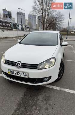 Хетчбек Volkswagen Golf 2011 в Києві