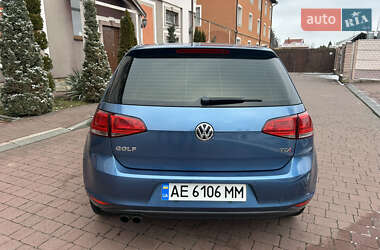 Хетчбек Volkswagen Golf 2013 в Стрию