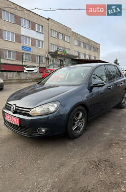 Хетчбек Volkswagen Golf 2009 в Сумах