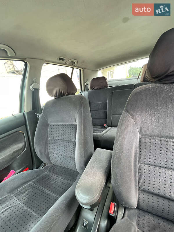 Хетчбек Volkswagen Golf 1999 в Полтаві