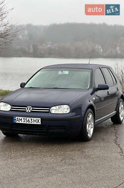 Хетчбек Volkswagen Golf 2003 в Бердичеві