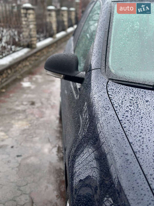Хетчбек Volkswagen Golf 2005 в Кременці