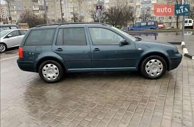 Універсал Volkswagen Golf 2001 в Рівному