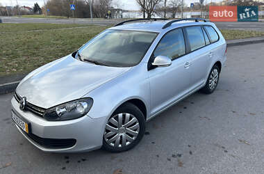 Універсал Volkswagen Golf 2010 в Вінниці