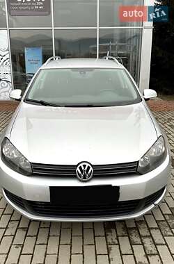 Універсал Volkswagen Golf 2010 в Хусті