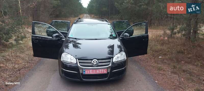 Универсал Volkswagen Golf 2007 в Костополе
