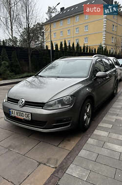 Універсал Volkswagen Golf 2013 в Києві