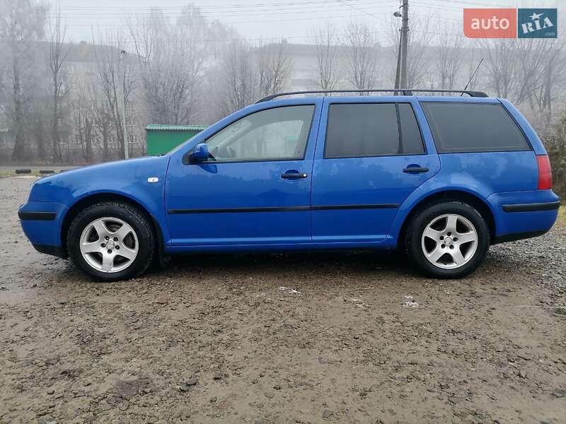 Универсал Volkswagen Golf 2001 в Львове