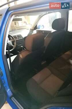 Универсал Volkswagen Golf 2001 в 
