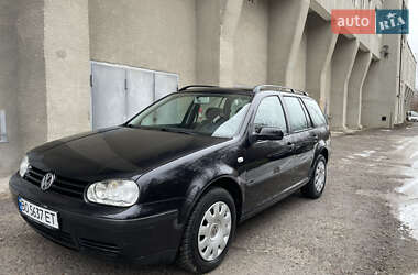 Універсал Volkswagen Golf 2001 в Тернополі