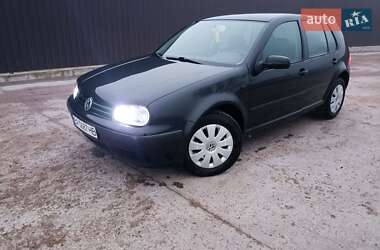 Хэтчбек Volkswagen Golf 1999 в Помошной