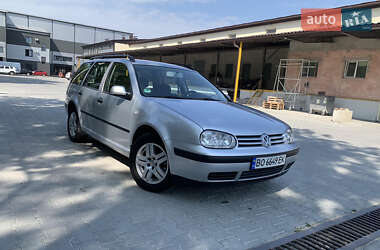 Універсал Volkswagen Golf 2001 в Тернополі