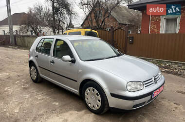 Хетчбек Volkswagen Golf 2003 в Охтирці