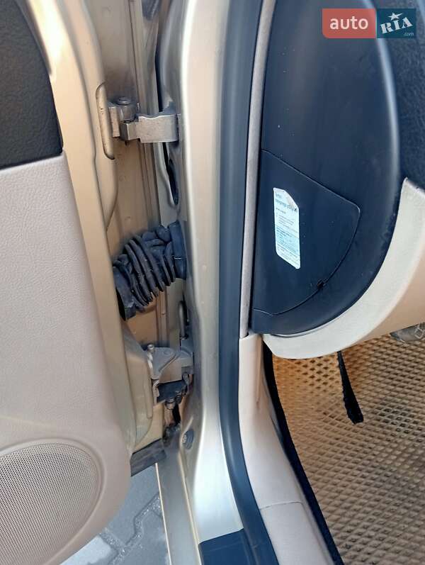 Хетчбек Volkswagen Golf 2000 в Хмельницькому