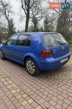 Хетчбек Volkswagen Golf 1998 в Запоріжжі