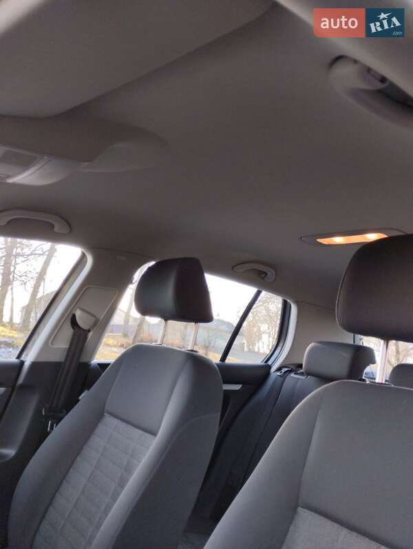 Хэтчбек Volkswagen Golf 2007 в Вишневце