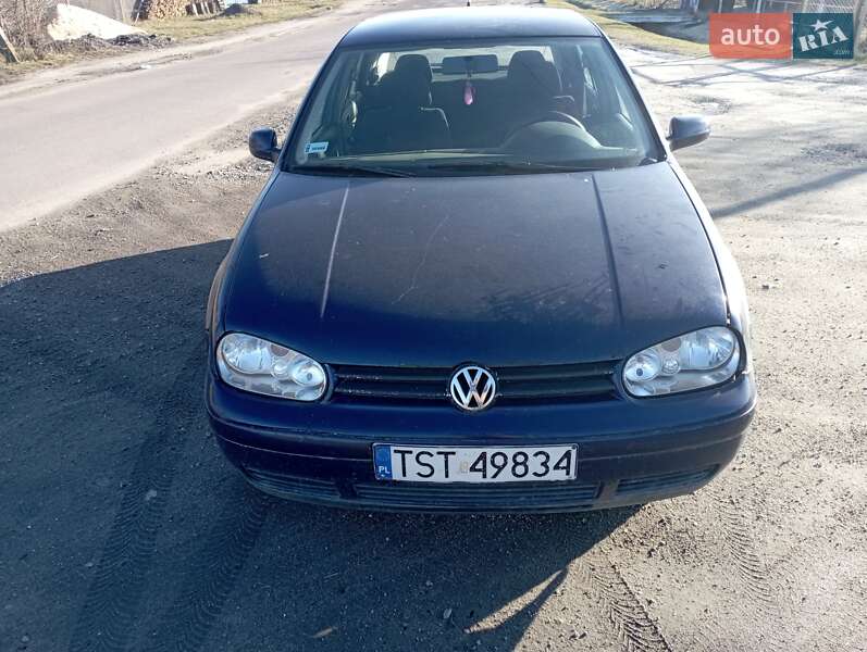 Хетчбек Volkswagen Golf 1999 в Рокитному