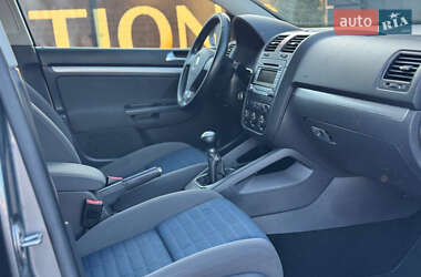 Хетчбек Volkswagen Golf 2008 в Дрогобичі