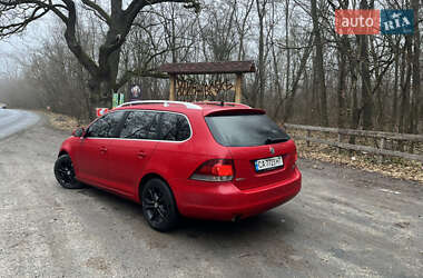 Універсал Volkswagen Golf 2010 в Звенигородці