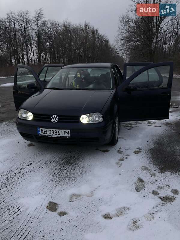 Хэтчбек Volkswagen Golf 1999 в Виннице