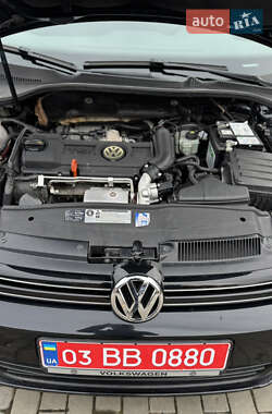 Хетчбек Volkswagen Golf 2009 в Луцьку