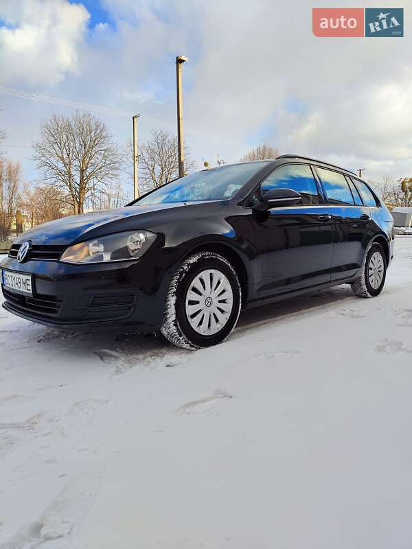 Универсал Volkswagen Golf 2014 в Львове