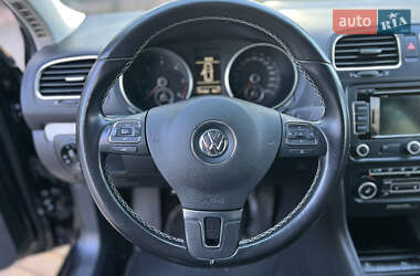 Універсал Volkswagen Golf 2013 в Вінниці