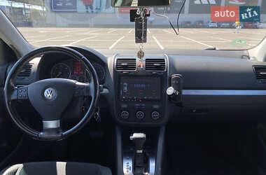 Універсал Volkswagen Golf 2009 в Рівному