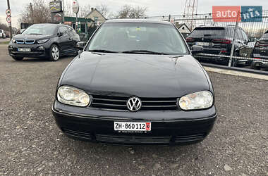 Хэтчбек Volkswagen Golf 2002 в Луцке