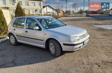 Хетчбек Volkswagen Golf 1998 в Роздільній