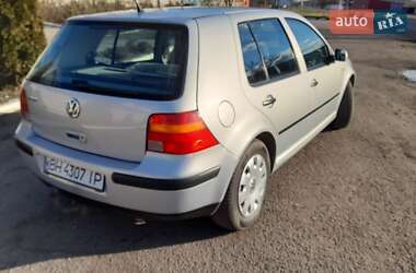 Хетчбек Volkswagen Golf 1998 в Роздільній