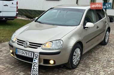 Хетчбек Volkswagen Golf 2004 в Бучачі