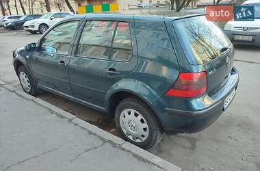 Хетчбек Volkswagen Golf 2002 в Тернополі