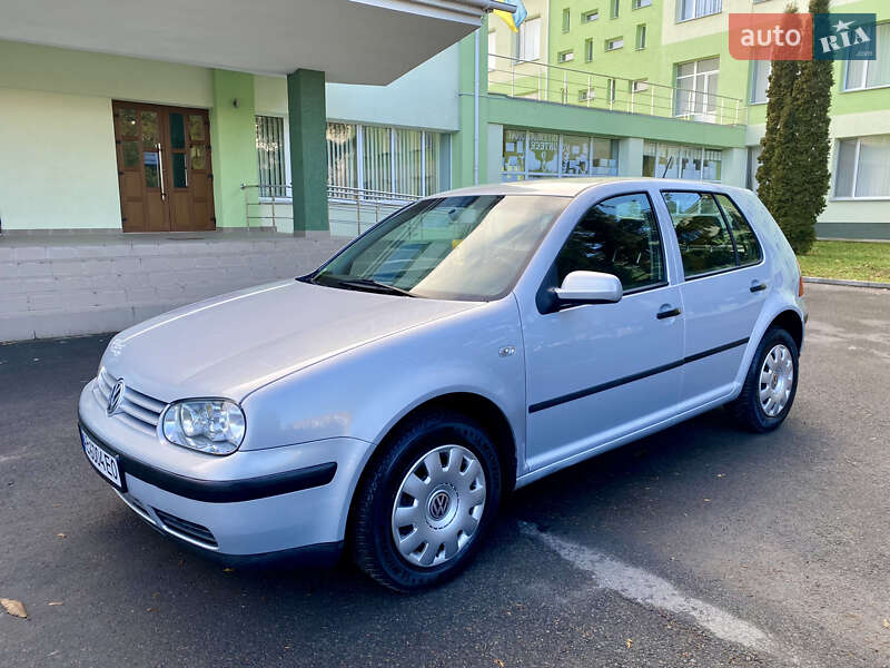 Хетчбек Volkswagen Golf 1999 в Тульчині