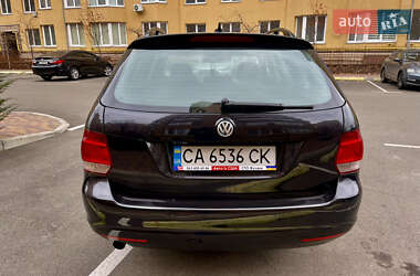 Універсал Volkswagen Golf 2011 в Києві