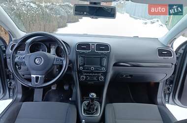 Універсал Volkswagen Golf 2010 в Львові