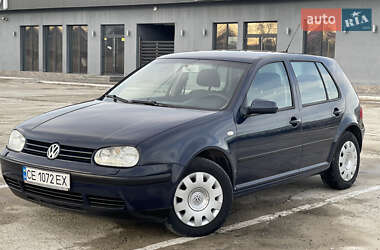 Хетчбек Volkswagen Golf 2003 в Чернівцях