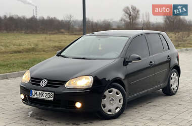 Хетчбек Volkswagen Golf 2008 в Рівному