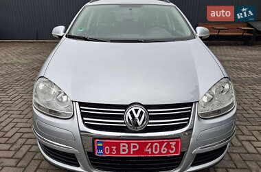 Універсал Volkswagen Golf 2008 в Рівному