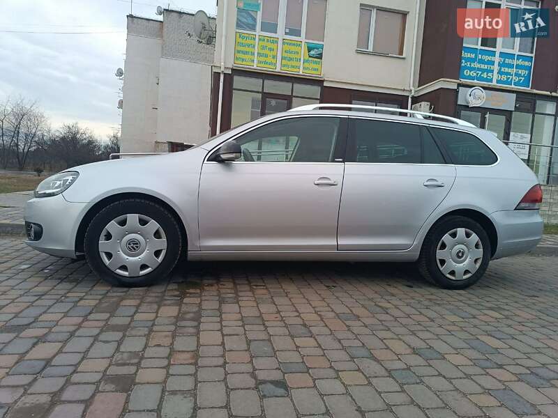Универсал Volkswagen Golf 2012 в Житомире
