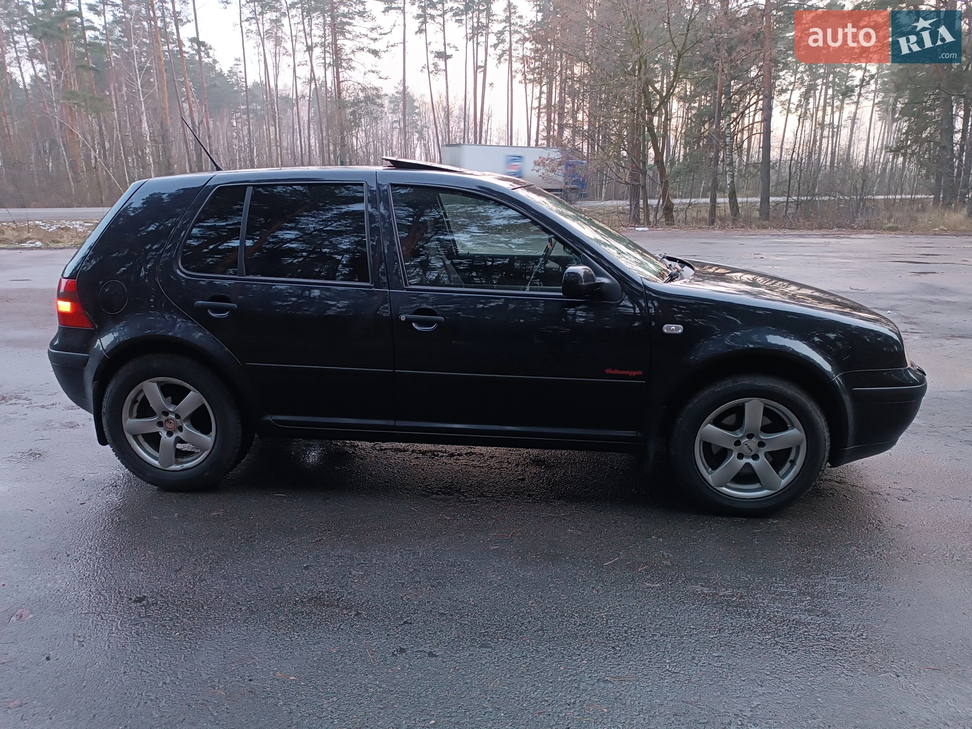 Volkswagen Golf 2000 VIN WVWZZZ1JZ1B030971 фото оголошення 7 з 27