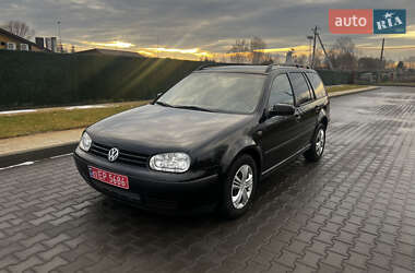 Универсал Volkswagen Golf 2002 в Луцке