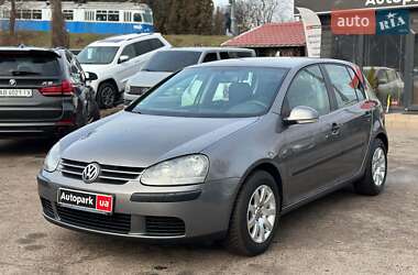 Хетчбек Volkswagen Golf 2004 в Вінниці