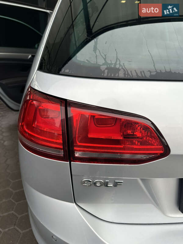 Универсал Volkswagen Golf 2015 в Броварах