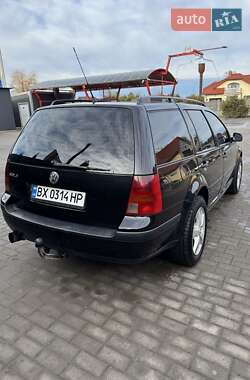 Універсал Volkswagen Golf 2004 в Городку