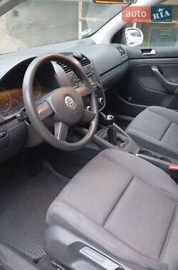 Хетчбек Volkswagen Golf 2005 в Вінниці